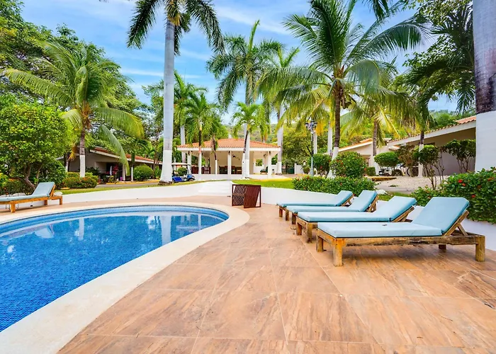3-unit Bundle: Club Voca Pool Access, Near Beach! *