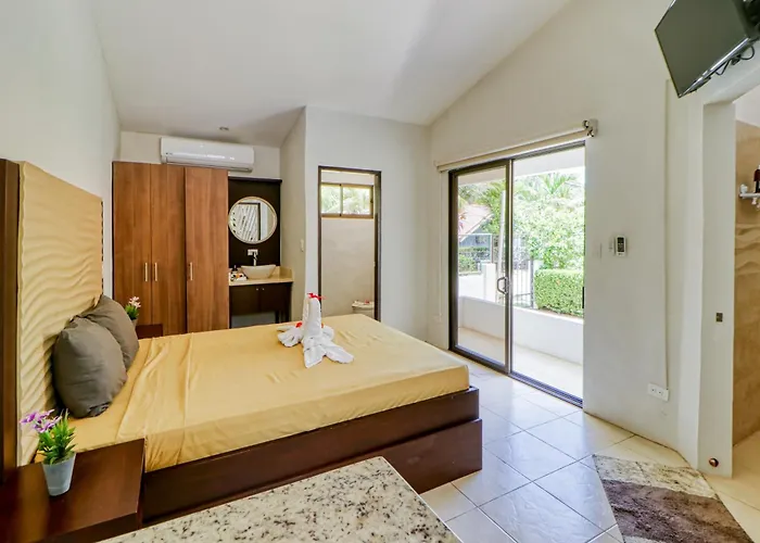 3-unit Bundle: Club Voca Pool Access, Near Beach! Hébergement de vacances Coco