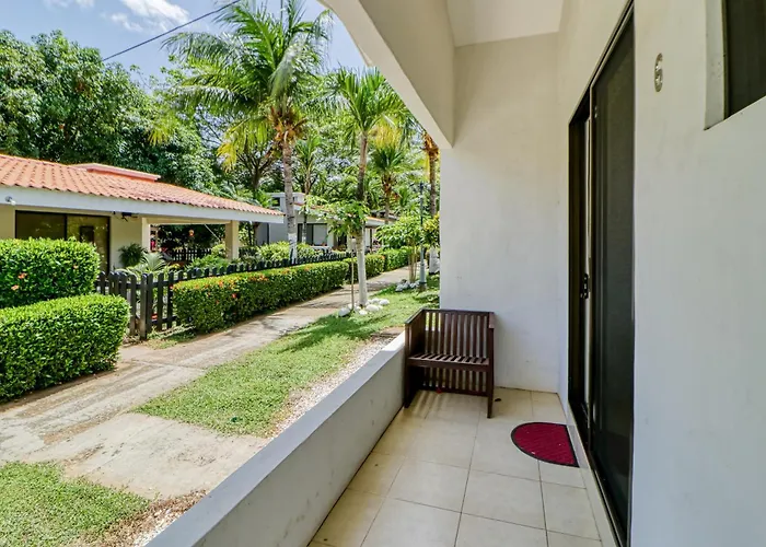 3-unit Bundle: Club Voca Pool Access, Near Beach! Hébergement de vacances